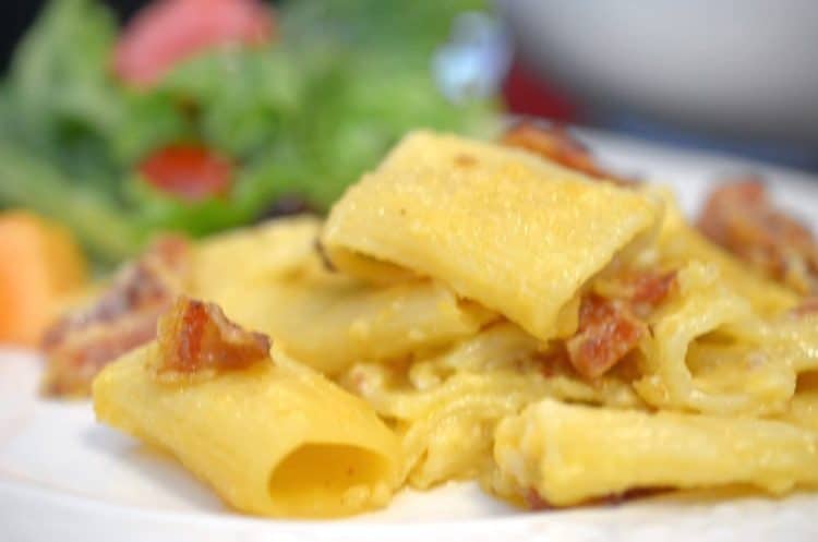 Mac & Cheese Delux with Bacon (2.2kg)